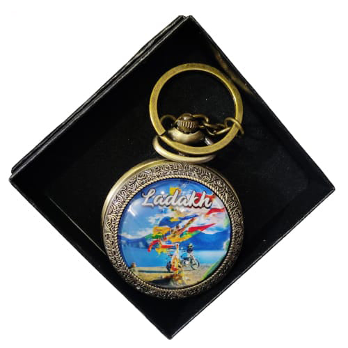 Ladakh Prayer Flags Vintage Pocket Watch Keychain – Mountain Rider Souvenir