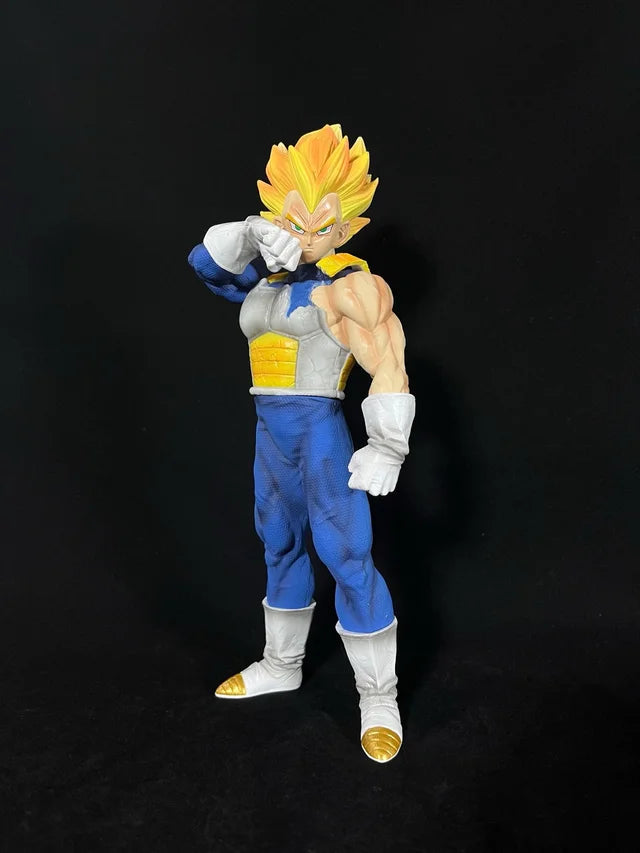 Dragon Ball Z Vegeta Super Saiyan 26 cm Collectible Statue – Armor Ver.