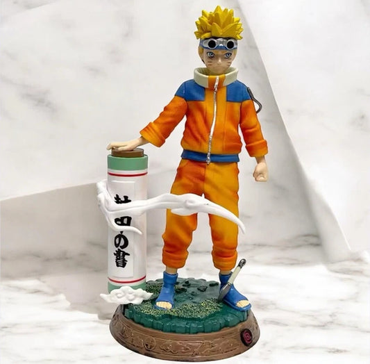 Naruto Uzumaki Action Figure with Scroll Display Base – Anime Collectible Statue (Approx. 18 cm)