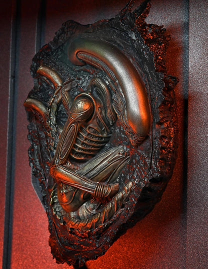 NECCA Alien Romulus Accessory Set – 7 Inch Scale Sci-Fi Movie Collectible Accessories