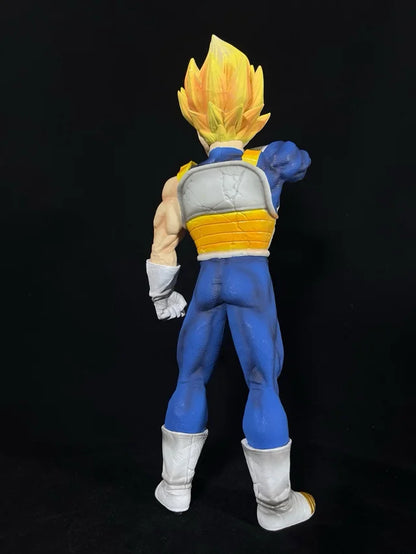 Dragon Ball Z Vegeta Super Saiyan 26 cm Collectible Statue – Armor Ver.